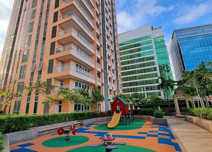 Elegant Condo Beside Venice Grand Canal #Vlra23J